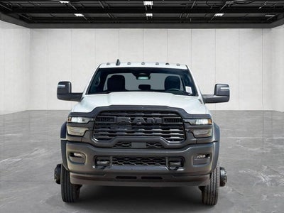 2026 RAM 5500 Chassis RAM 5500 TRADESMAN CHASSIS CREW CAB 4X4 84' CA