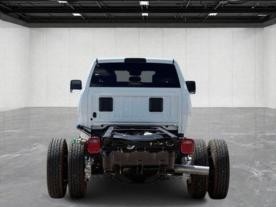 2026 RAM 5500 Chassis RAM 5500 TRADESMAN CHASSIS CREW CAB 4X4 84' CA
