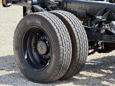 2026 RAM 5500 Chassis RAM 5500 TRADESMAN CHASSIS CREW CAB 4X4 84' CA