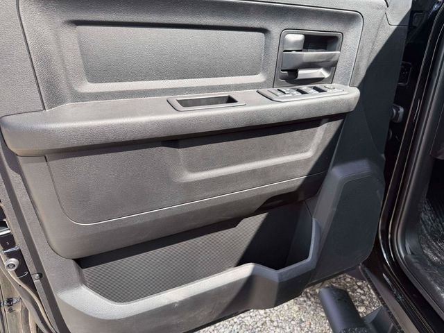 2026 RAM 5500 Chassis RAM 5500 TRADESMAN CHASSIS CREW CAB 4X4 84' CA