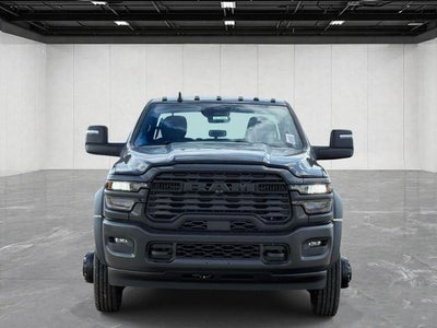 2026 RAM 5500 Chassis RAM 5500 TRADESMAN CHASSIS CREW CAB 4X4 84' CA