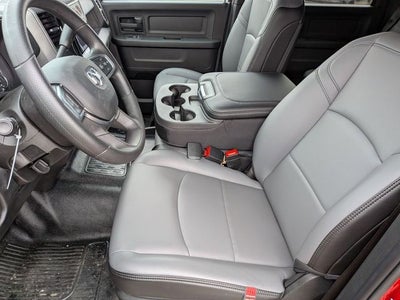 2026 RAM Ram 5500 Chassis Cab RAM 5500 TRADESMAN CHASSIS CREW CAB 4X4 84' CA