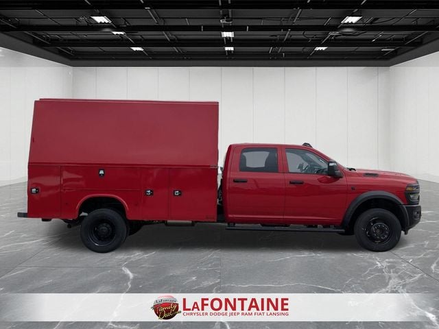 2026 RAM Ram 5500 Chassis Cab RAM 5500 TRADESMAN CHASSIS CREW CAB 4X4 84' CA