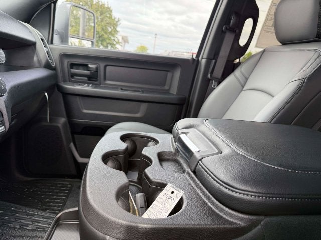 2027 RAM 5500 Chassis Cab Tradesman