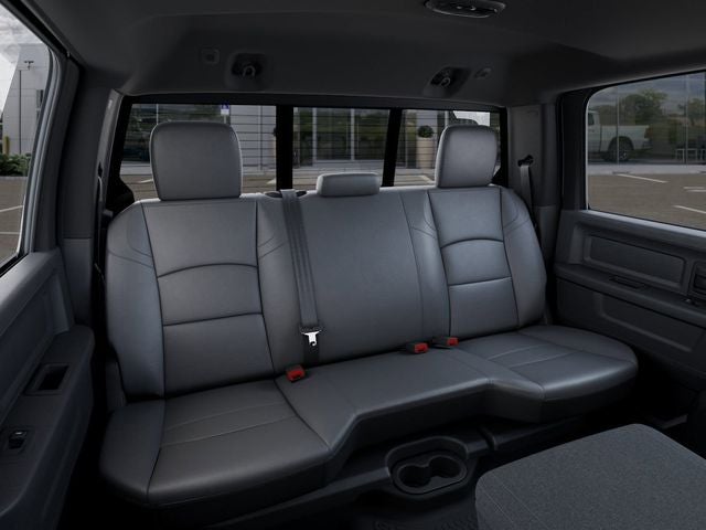 2026 RAM 5500 Chassis RAM 5500 TRADESMAN CHASSIS CREW CAB 4X4 84' CA