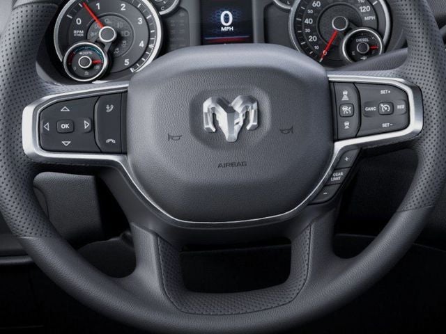 2026 RAM 5500 Chassis RAM 5500 TRADESMAN CHASSIS CREW CAB 4X4 84' CA