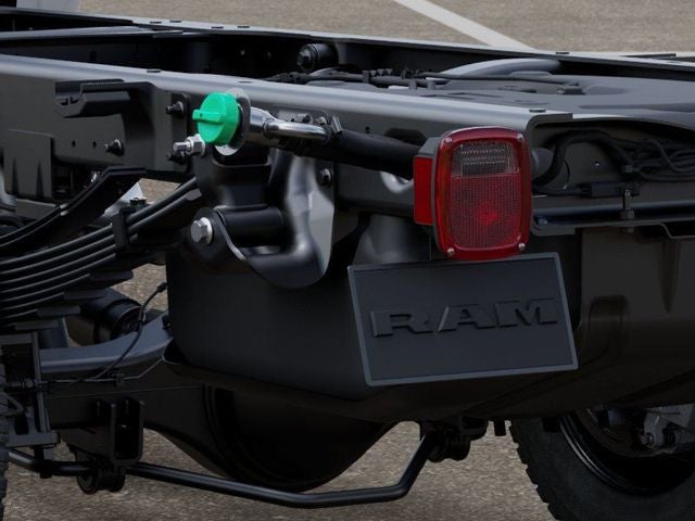 2026 RAM 5500 Chassis RAM 5500 TRADESMAN CHASSIS CREW CAB 4X4 84' CA