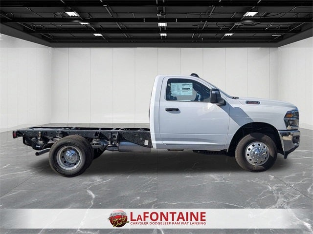 2026 RAM Ram 3500 Chassis Cab RAM 3500 TRADESMAN CHASSIS REGULAR CAB 4X4 60' CA