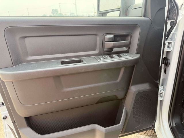 2026 RAM Ram 3500 Chassis Cab RAM 3500 TRADESMAN CREW CAB CHASSIS 4X4 60' CA