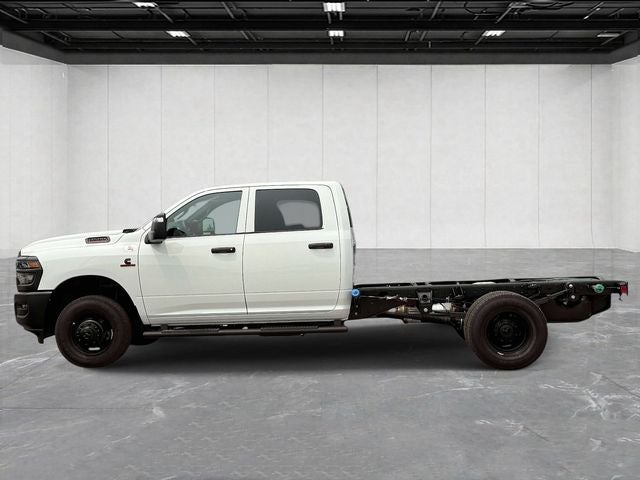 2026 RAM Ram 3500 Chassis Cab RAM 3500 TRADESMAN CREW CAB CHASSIS 4X4 60' CA