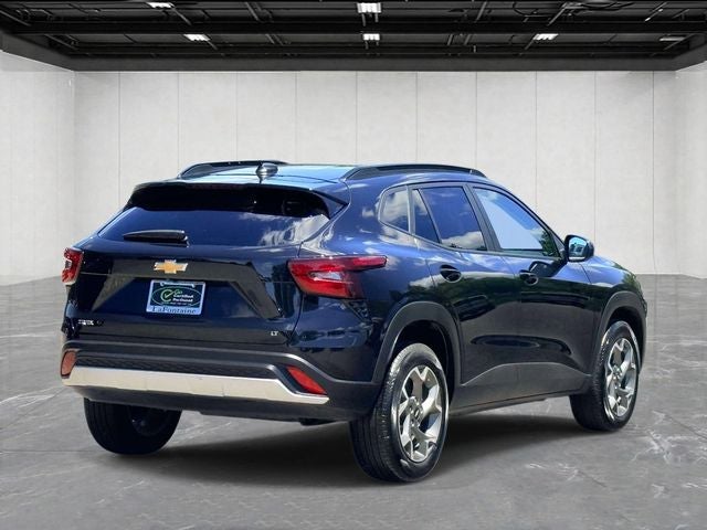 2025 Chevrolet Trax FWD LT