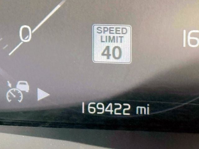 2018 Volvo XC90 T6 Momentum