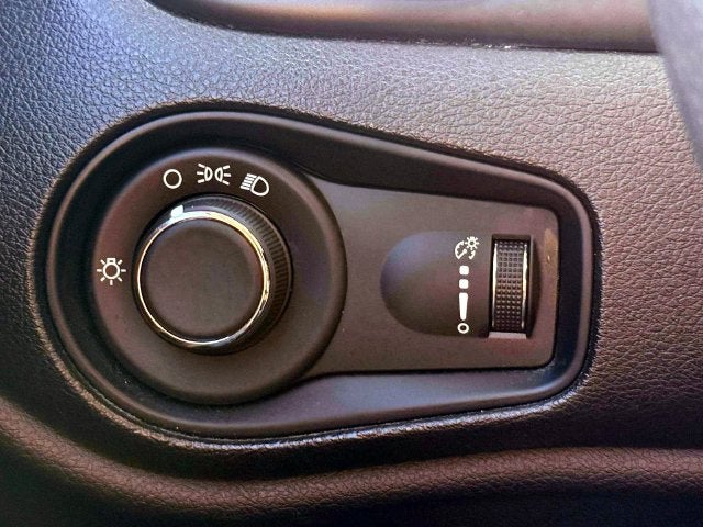 2023 Jeep Renegade Latitude 4x4