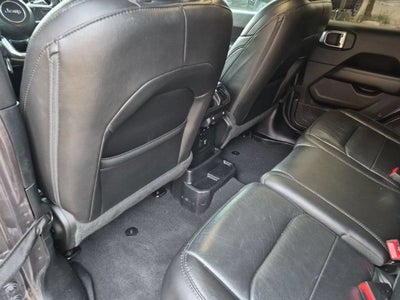 2019 Jeep Wrangler Unlimited Sahara Altitude 4x4
