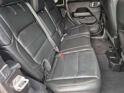 2019 Jeep Wrangler Unlimited Sahara Altitude 4x4