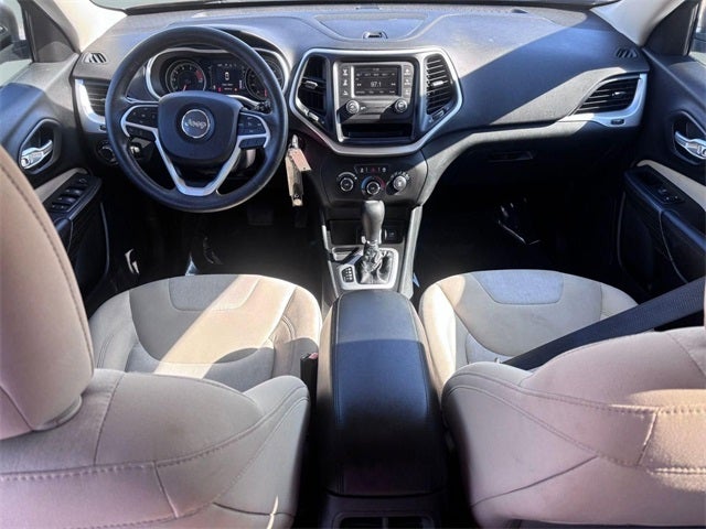 2016 Jeep Cherokee Sport