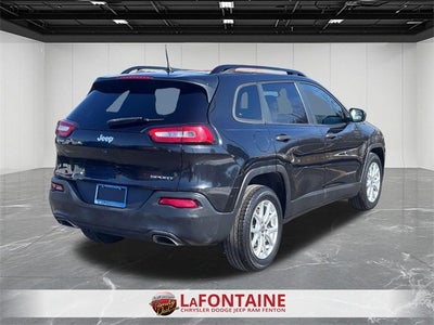 2016 Jeep Cherokee Sport