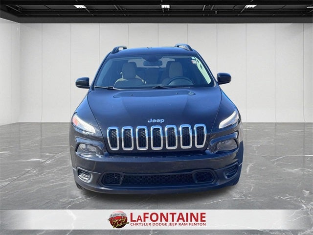 2016 Jeep Cherokee Sport