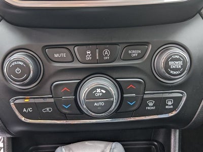 2022 Jeep Cherokee Latitude Lux 4x4