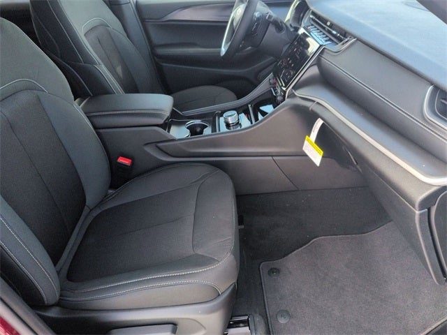 2026 Jeep Grand Cherokee GRAND CHEROKEE LAREDO X 4X4