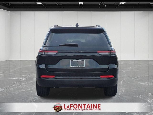 2023 Jeep Grand Cherokee Altitude 4x4