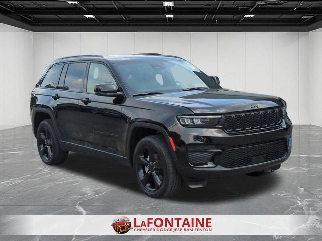 2023 Jeep Grand Cherokee Altitude 4x4