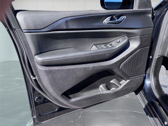 2025 Jeep Grand Cherokee Altitude X 4x4