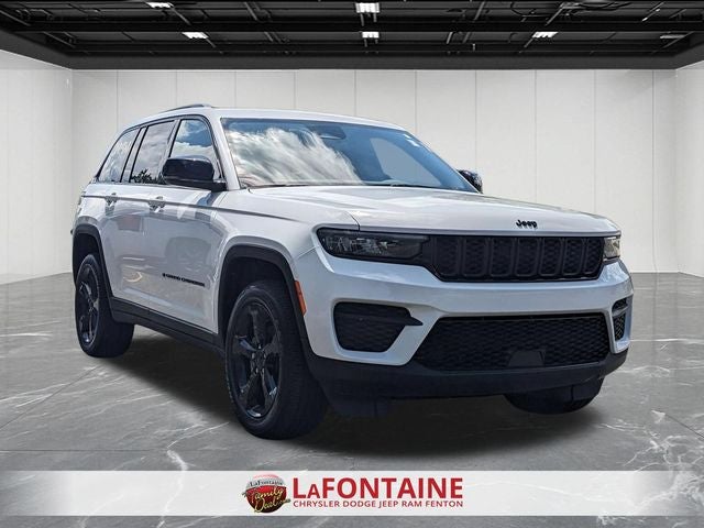 2023 Jeep Grand Cherokee Altitude 4x4