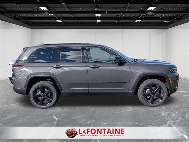2025 Jeep Grand Cherokee GRAND CHEROKEE ALTITUDE X 4X4