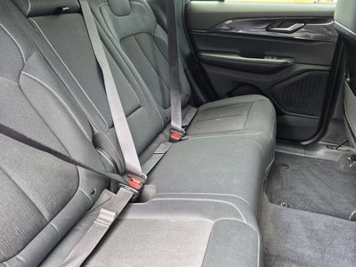 2023 Jeep Grand Cherokee Laredo 4x4