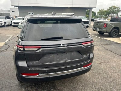 2023 Jeep Grand Cherokee Laredo