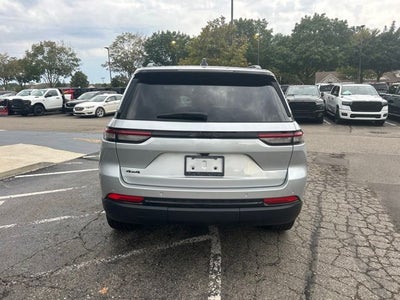 2024 Jeep Grand Cherokee Altitude 4x4