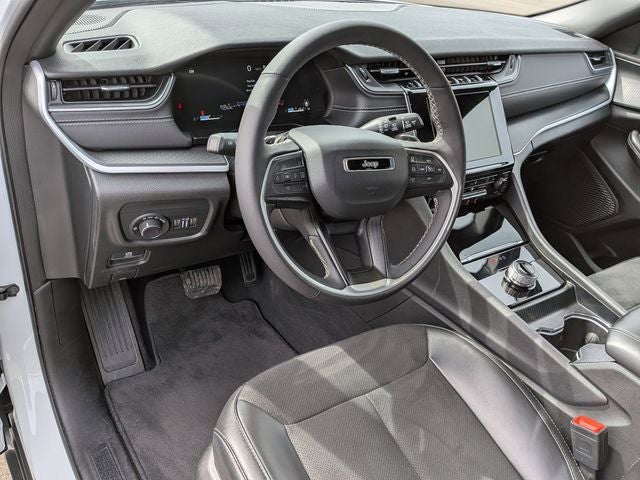 2025 Jeep Grand Cherokee Altitude 4x4