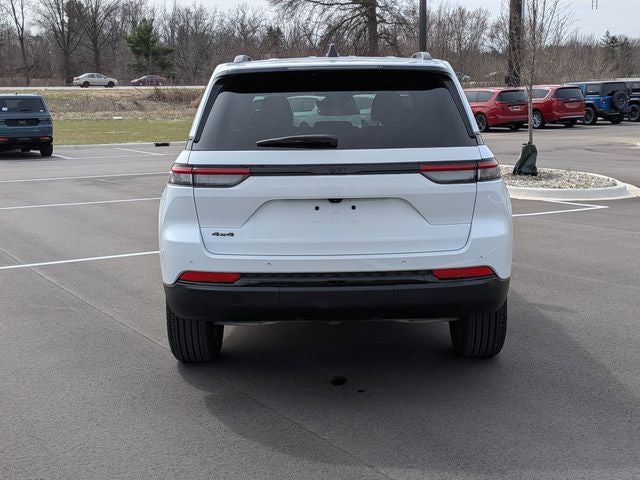 2025 Jeep Grand Cherokee Altitude 4x4