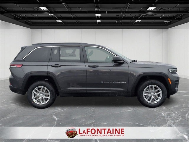2026 Jeep Grand Cherokee GRAND CHEROKEE LAREDO X 4X4
