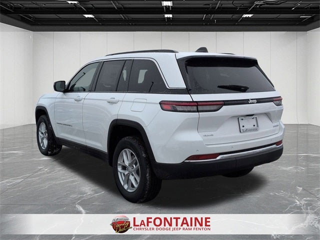 2026 Jeep Grand Cherokee GRAND CHEROKEE LAREDO X 4X4