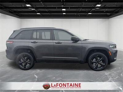 2025 Jeep Grand Cherokee GRAND CHEROKEE ALTITUDE X 4X4