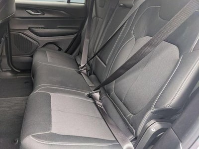 2025 Jeep Grand Cherokee Laredo X 4x4