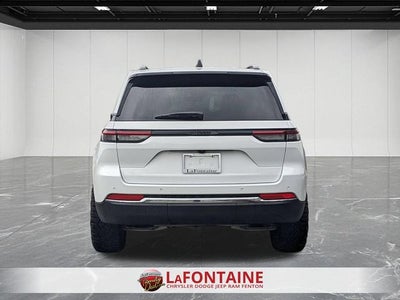 2025 Jeep Grand Cherokee Laredo X 4x4