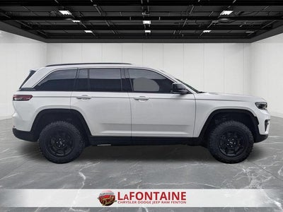 2025 Jeep Grand Cherokee Laredo X 4x4