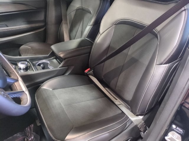 2024 Jeep Grand Cherokee Altitude 4x4