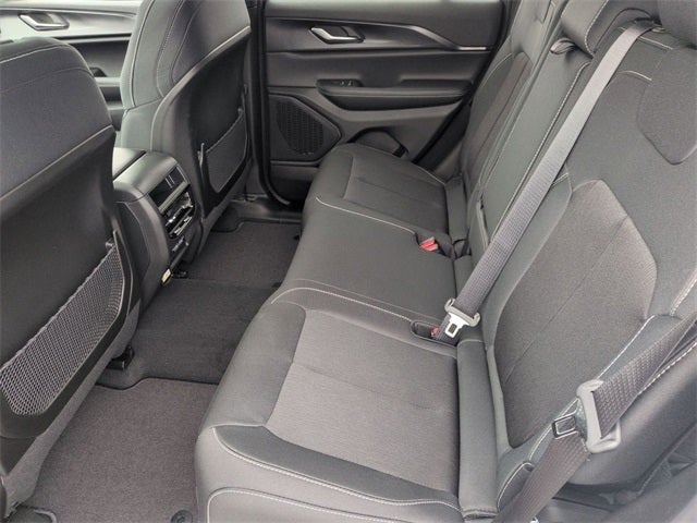 2026 Jeep Grand Cherokee GRAND CHEROKEE LAREDO X 4X4