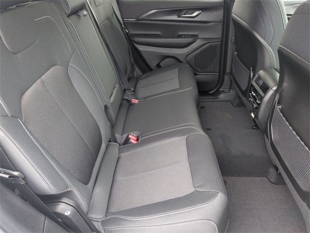 2026 Jeep Grand Cherokee GRAND CHEROKEE LAREDO X 4X4