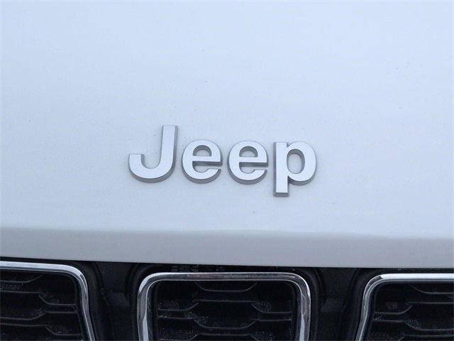 2026 Jeep Grand Cherokee GRAND CHEROKEE LAREDO X 4X4