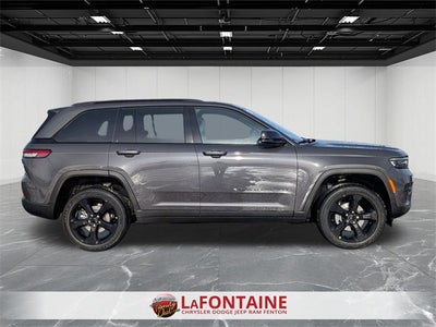 2025 Jeep Grand Cherokee GRAND CHEROKEE ALTITUDE X 4X4