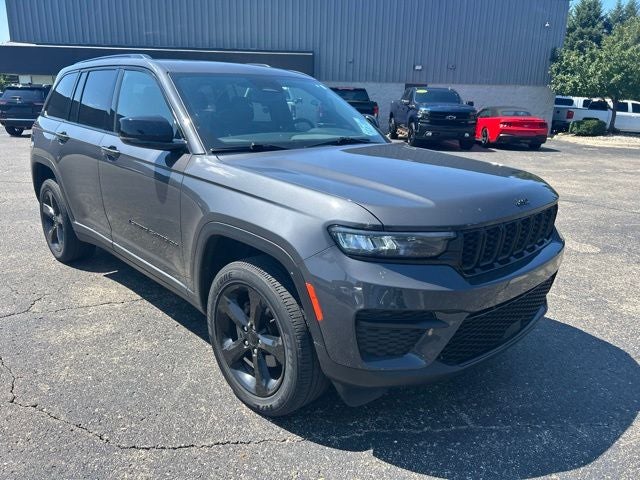 2023 Jeep Grand Cherokee Altitude 4x4