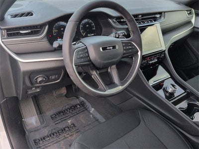 2026 Jeep Grand Cherokee GRAND CHEROKEE LAREDO X 4X4