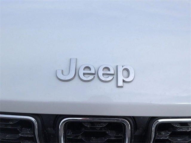 2026 Jeep Grand Cherokee GRAND CHEROKEE LAREDO X 4X4