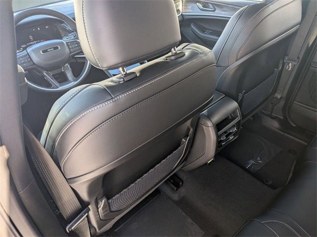 2026 Jeep Grand Cherokee GRAND CHEROKEE ALTITUDE 4X4