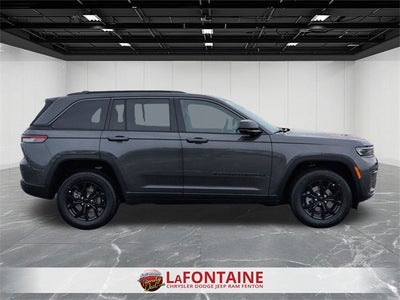 2026 Jeep Grand Cherokee GRAND CHEROKEE LAREDO ALTITUDE 4X4